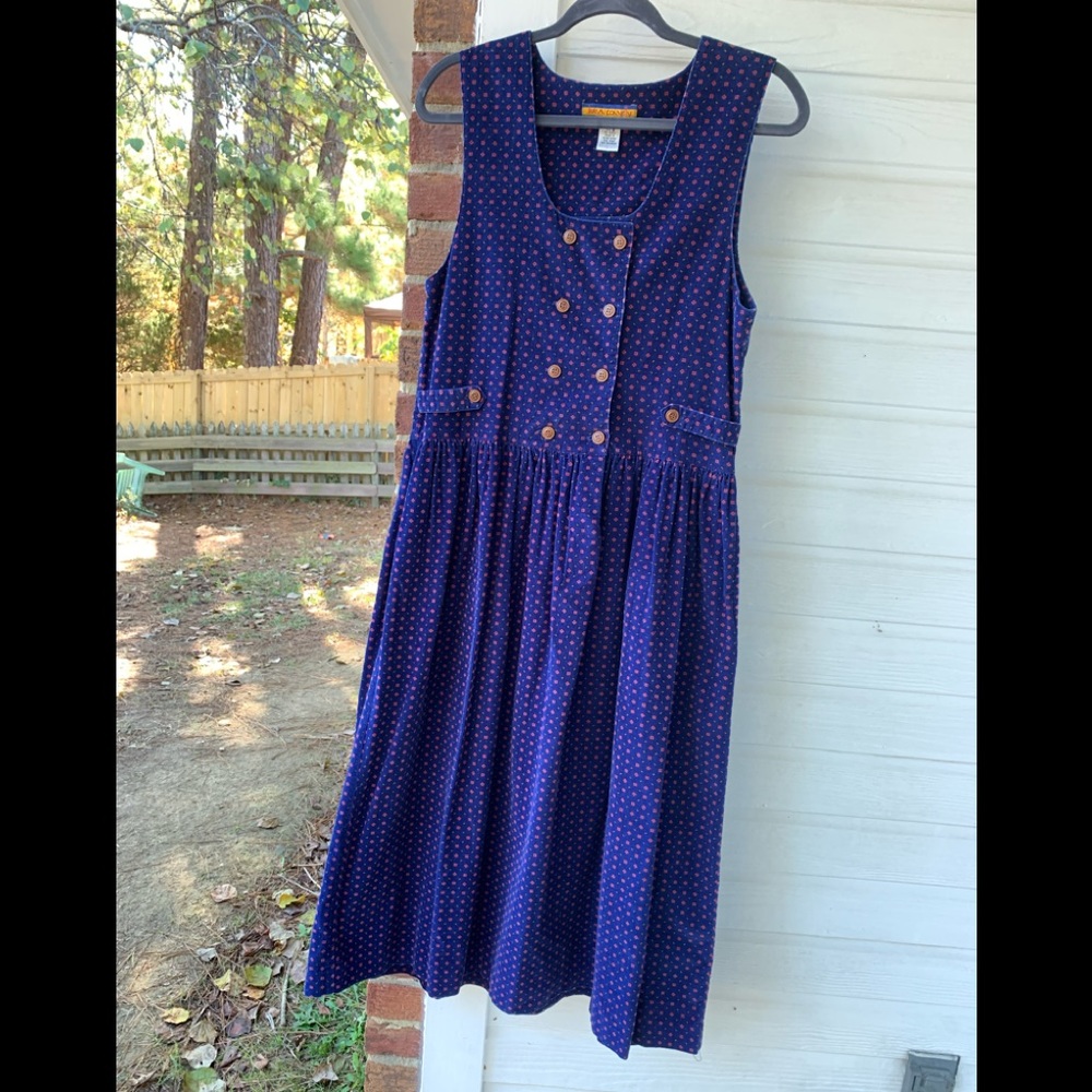 Beautiful size 8 Bryn Connelly blue Corduroy jumper